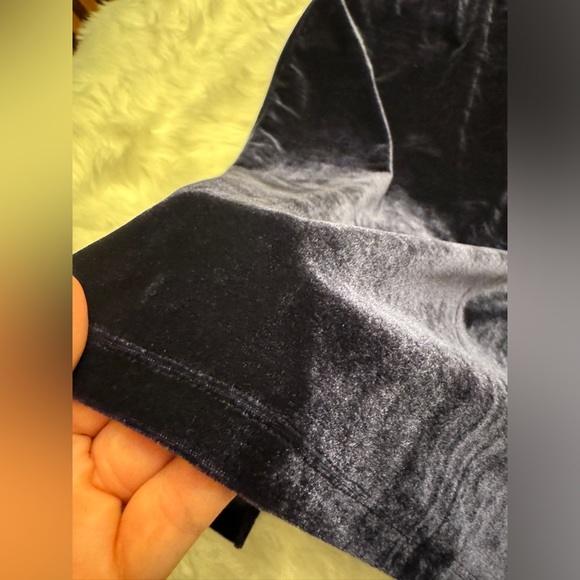 Purple Velvet midi dress - Picture 5 of 6